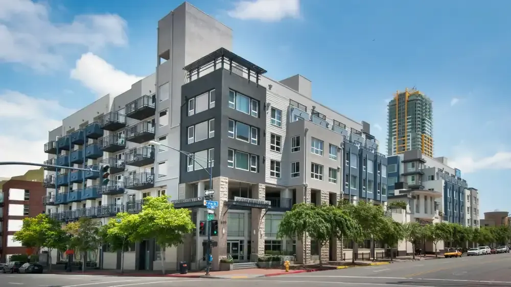 A Scalable Investment Model to Reduce Homelessness